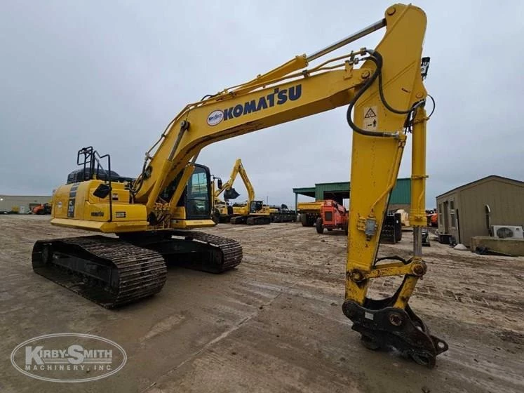Used Komatsu,Used Komatsu in yard,Used Excavator,Used Excavator in yard